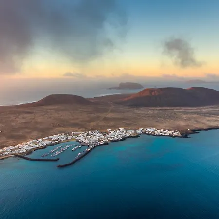 Vista Callao Villa *