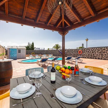 Vista Callao * Playa Blanca (Lanzarote)