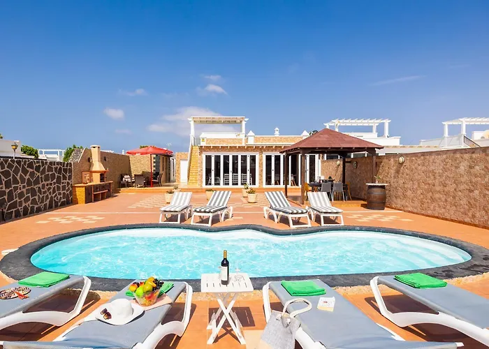 Vista Callao Villa *