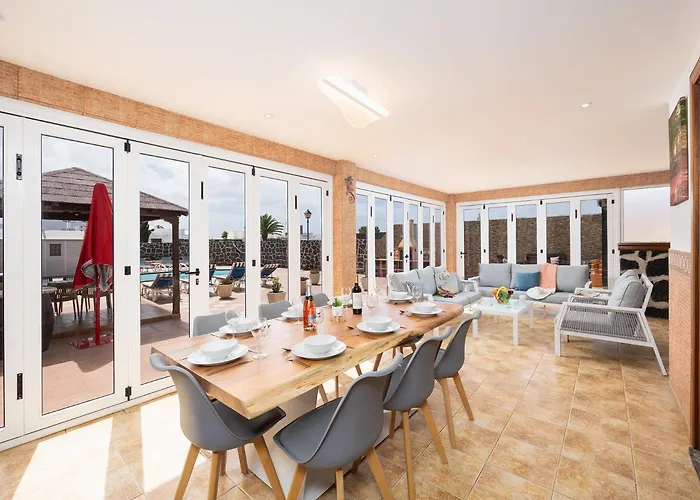 Vista Callao Playa Blanca (Lanzarote)