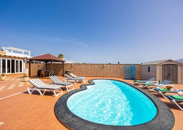 Vista Callao Villa *